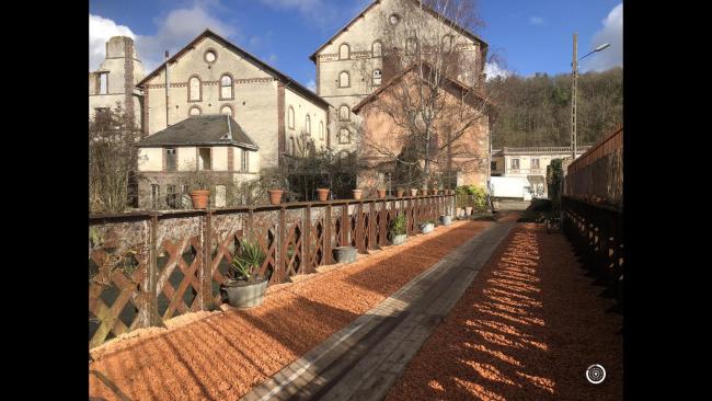 Loft industriel aux Grands Moulins de Ruffin Images_3