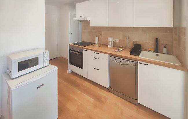 Stunning Apartment In Palavas-Les-Flots With Wifi Images_5