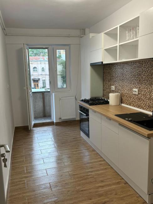 Apartment Above The Theater Images_3