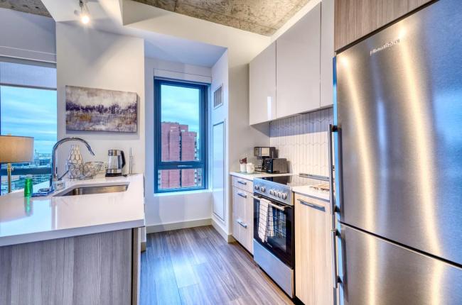 Modern Apt In Kendall Square - PKS-2102 Images_4