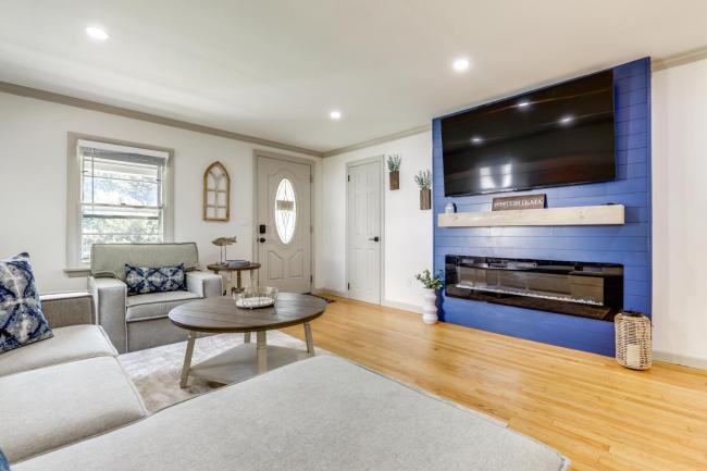 Pet-Friendly Westfield Home with Fenced Yard! Images_3