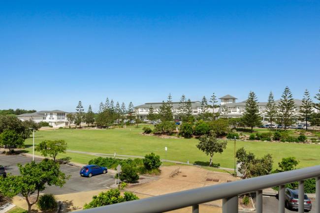 Bells Blvd Resort Apts - Park View 3BR Dual Key, 2 BR Rooms Avail - Hosted by Holiday Management Images_3