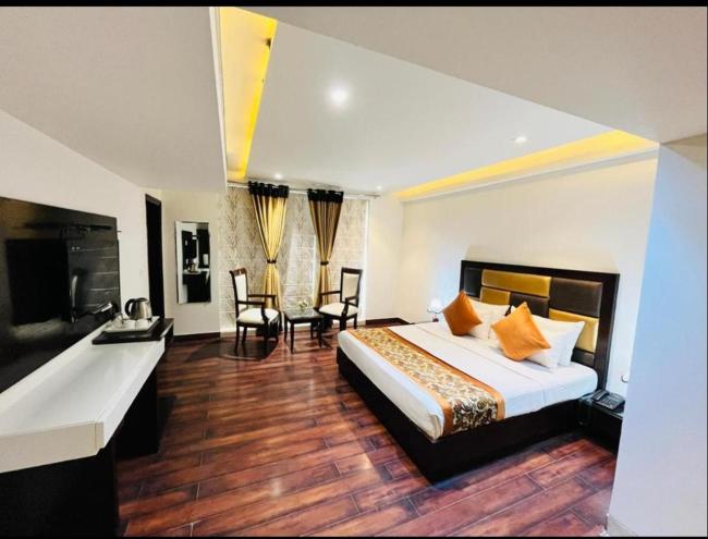 Hotel Anutham at Saket Images_5
