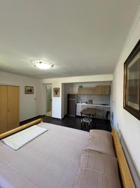 Vlora Rest House Images_1