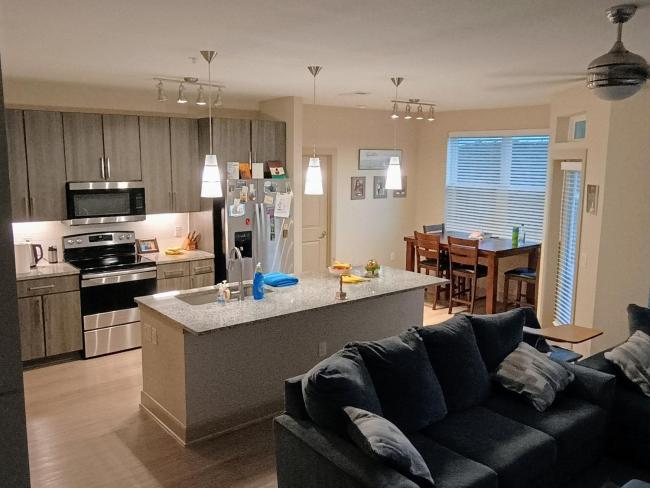 Spacious and new 2bed 2bath Images_1