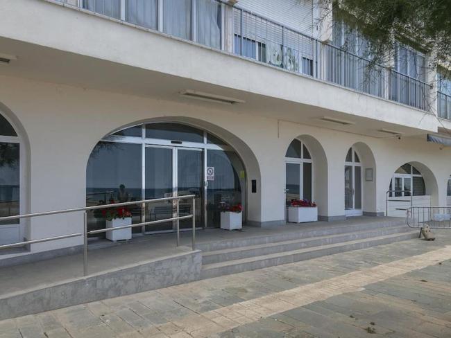 Loft Temporal a 10 Metros de la Playa Images_1