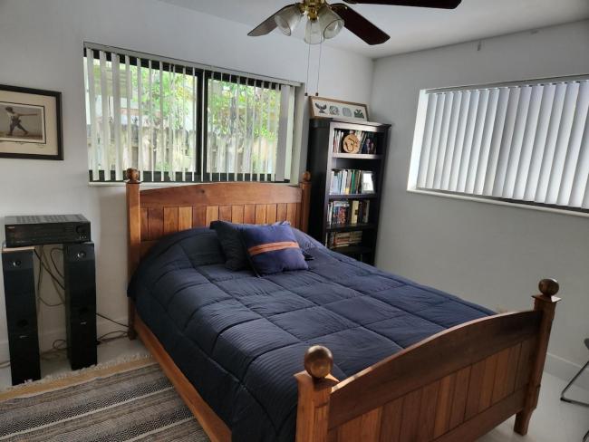 Beautiful 2-bed Suite with Heated Pool near beach Images_5