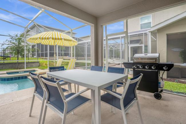Upstay - NEW BUILD Home with Pool & Spa Images_4