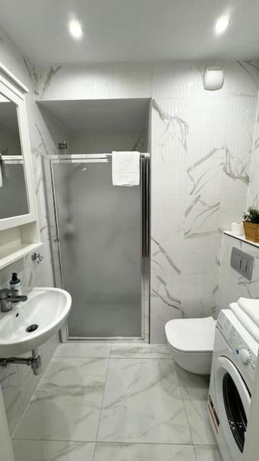 Manufaktura Modern Studio Images_3