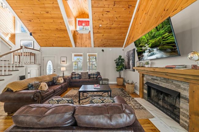 Cloud View Manor Images_5