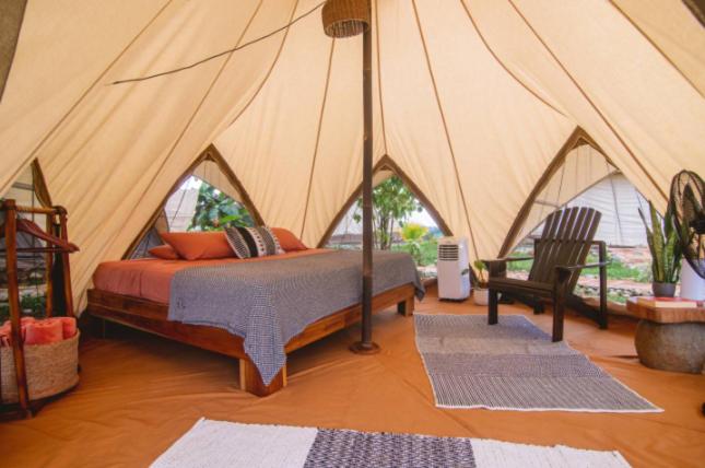 Holos Retreat Center: The Entire Ridge Basecamp Images_5