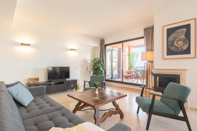 Calma Cascada Seaview Apartment Images_3