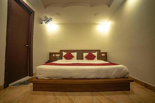 The Lakeside Hotel Boho Images_4