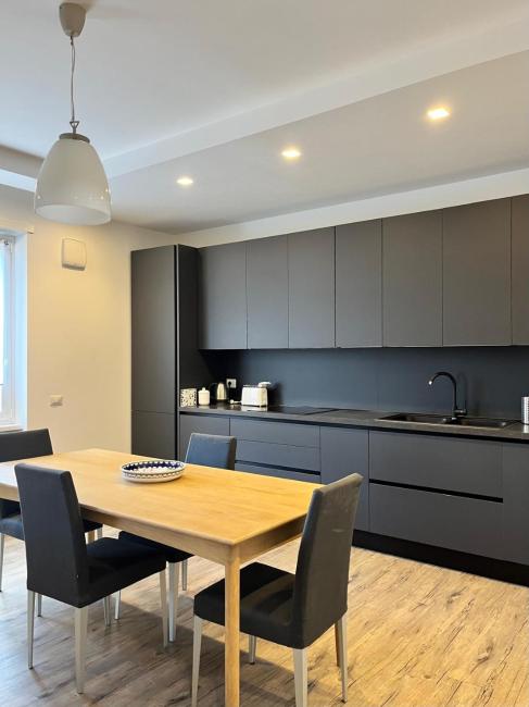 APARTMENT ON THE SQUARE Images_2