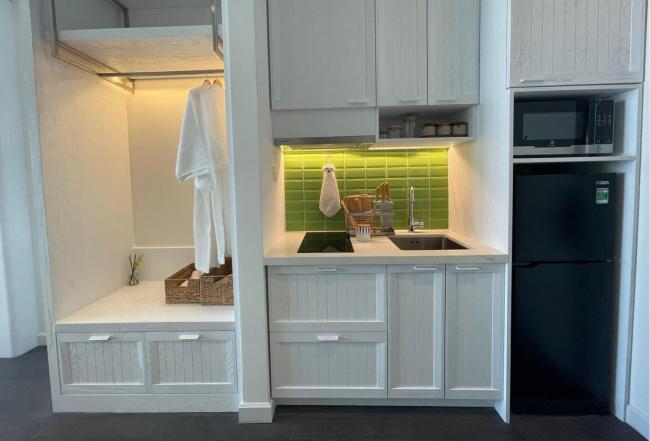 Hillside apartment studio view city Images_4