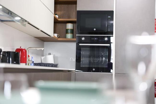 Sliema central 2BR Apt with balcony & sea views by 360 Estates Images_3