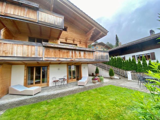 Bright Rays Chalet with Phenomenal Views of the Mountains Images_1