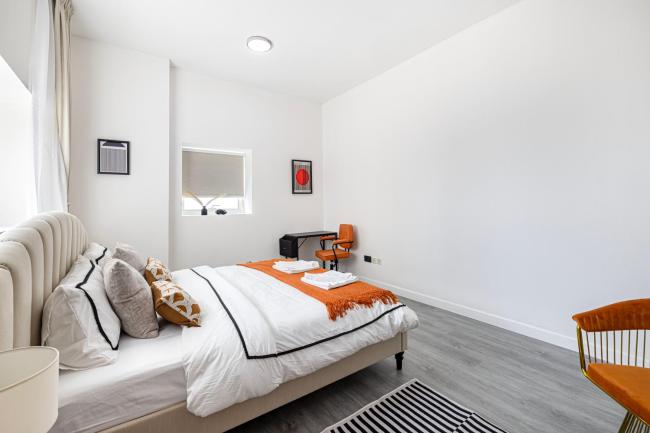 Sleek nordic style seaview condo Images_1